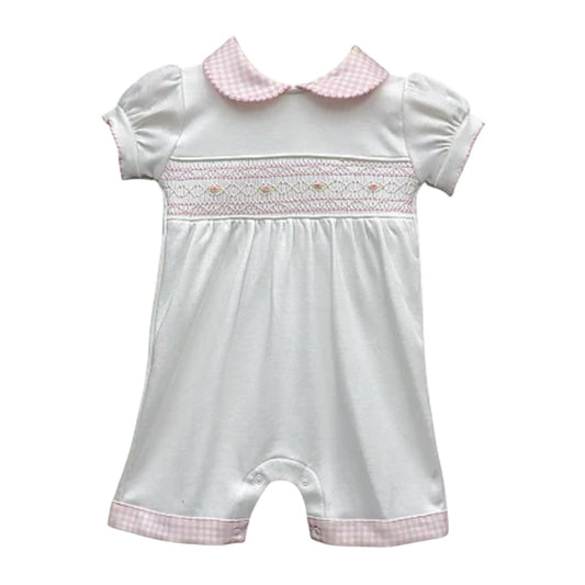 Macacão Curto Branco Smock Florzinha Rosa em Algodão Pima Peruano