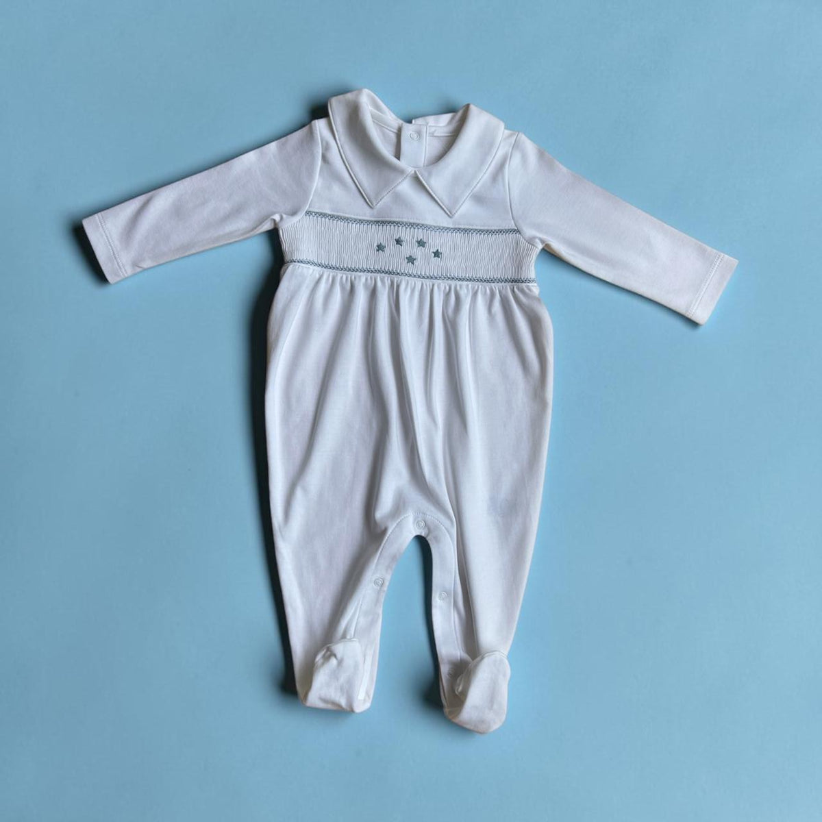 Macacão Longo Branco Smock Estrelas em Algodão Pima Peruano